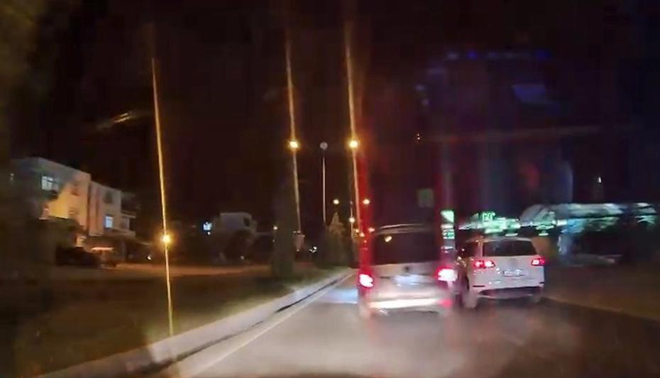 Elazığ'da Tehlikeli Şerit Değiştiren Sürücüye Ağır Para Cezası