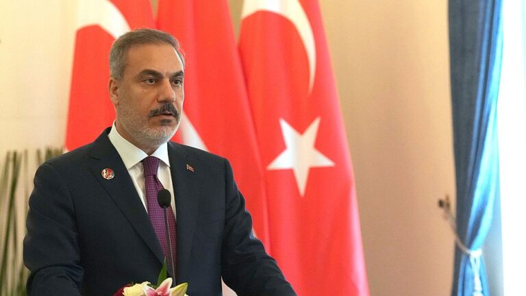 Hakan Fidan: Avrupa’daki Kur’an-ı Kerim yakma salgınını kınıyoruz