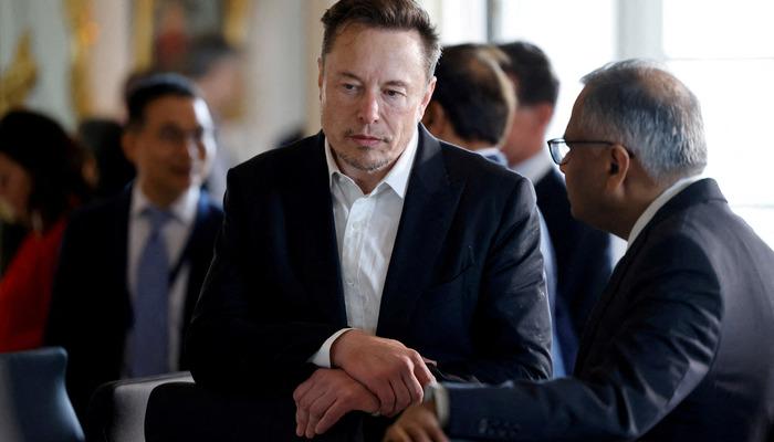 Açıklama Elon Musk’tan geldi: Yarı yarıya düştü!