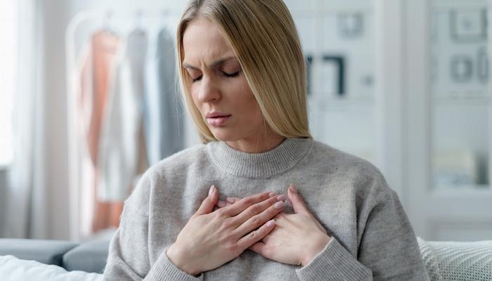 Kalp çarpıntısı neden olur? Kalp çarpıntısı ne kadar sürer, nasıl geçer?