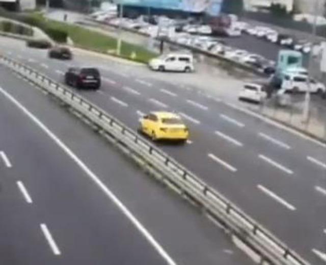 Somalili cumhurbaşkanının oğlunun kuryenin vurduğu yeni görüntüleri ortaya çıktı_5110_dhaphoto3