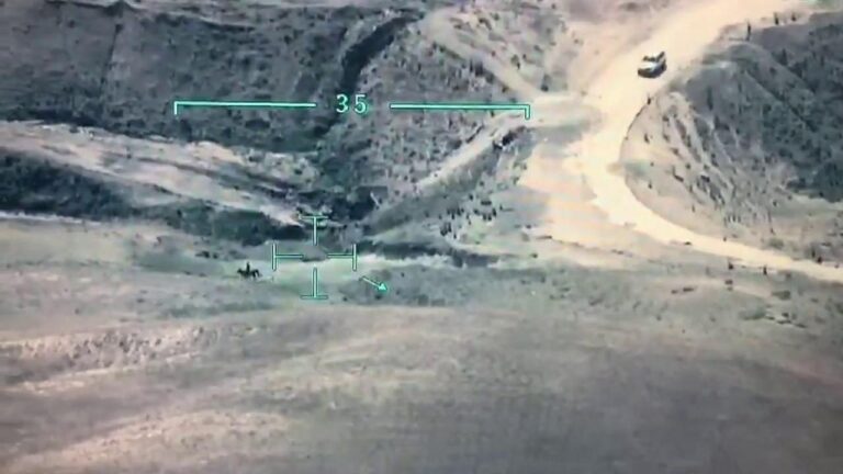 Atla kaçmaya çalışan firari yakalandı