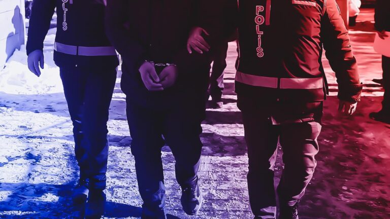 Asker eğlencesinde polise mukavemet eden zanlı tutuklandı