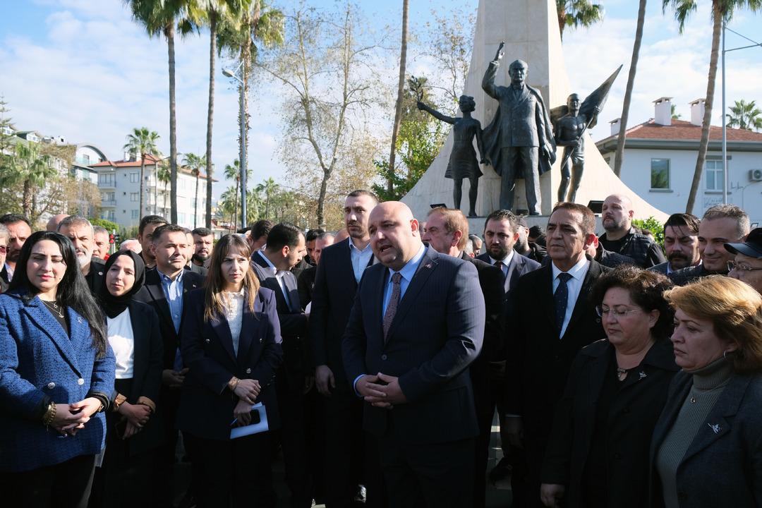 ALANYA'DA ÇOCUK HEYKELİNİN KALDIRILMASI_450330_132947