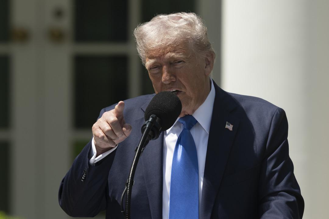 AA-202501-37816762-37816753-EBD_BASSE_DONALD_TRUM