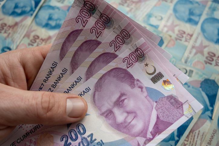 Emeklilik yaşı, yıl ve günler prim hesaplaması 2025 || 4, 4B'ye göre ne zaman emekli olacağım? Emeklilik yaşı nasıl öğrenilir?