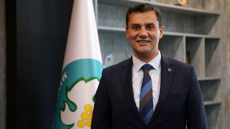 Ferdi Zeyrek'in ölümü üzerine soruşturmalarda 2 gözaltı