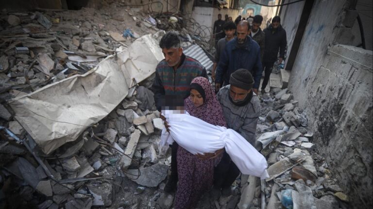 UNRWA: Son 20 ayda Gazze'de 50 bin çocuk öldürüldü veya yaralandı