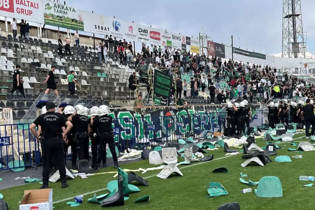 Nerede! Bal Ligi ne kadar süredir düştü ... uzun süredir Türk Futbol Kulübü kapalı 2