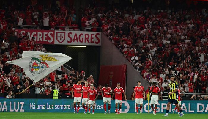 Fenerbahce Eusebio Kupası Maç Benfiana'ya karşı 3-2 yenilgi Benfica Kupası verdi!