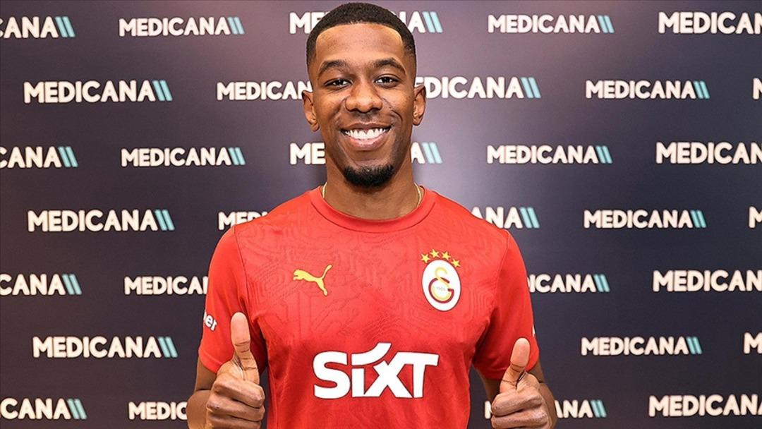 Galatasaray transferde büyük bir şok için! Bavulunu bile topladı ... Ayrılmanın İptali: Transfer 2'den vazgeçtiler