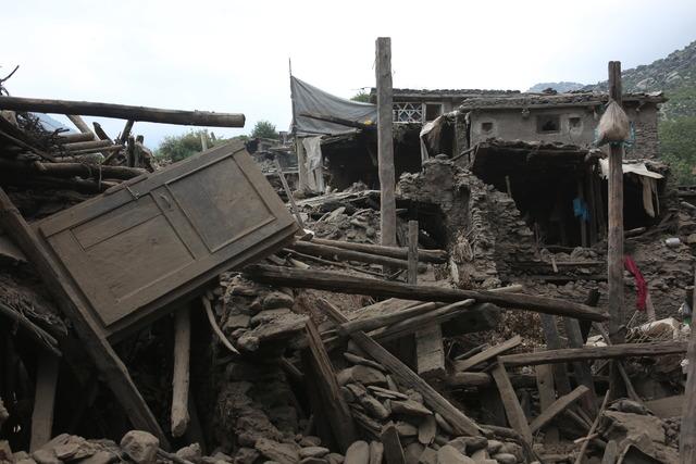 6 büyüklükteki depremdeki yaşam kaybı 1000'i aştı! Afganistan'daki afet dengesi 5 oldu 5