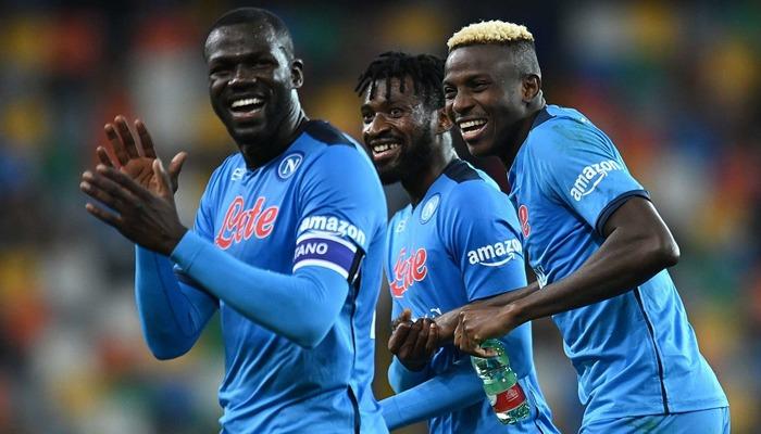 Galatasaray Record Transfer Victor Osimhen'den Napoli'den Eski takım arkadaşı Kalidou Koulibaldy'edus itirafı etkiliyor! “Ona Suudi Arabistan'daki gerçeklerimizden bahsettim” “