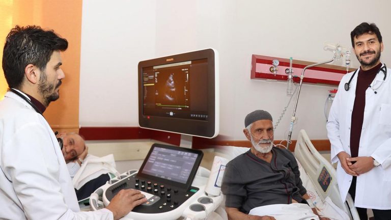 Çok nadir bir olay! ‘Nefes alamıyorum’ dedi ve acile gitti: Kalbinden 1 litre sıvı çekildi