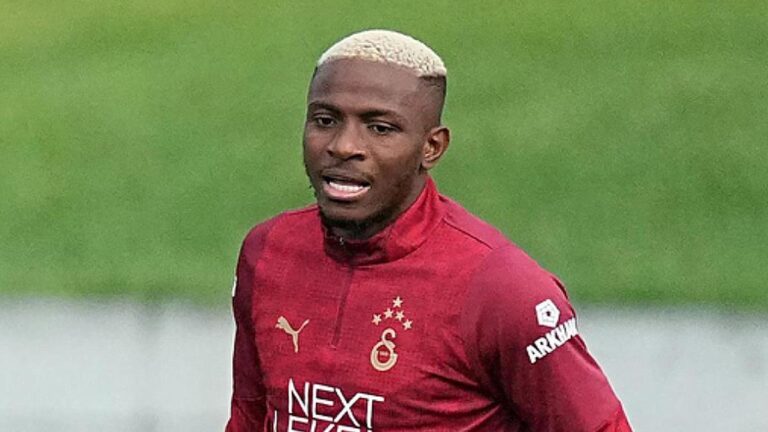 Victor Osimhen, Derby'nin ilk 11'inde