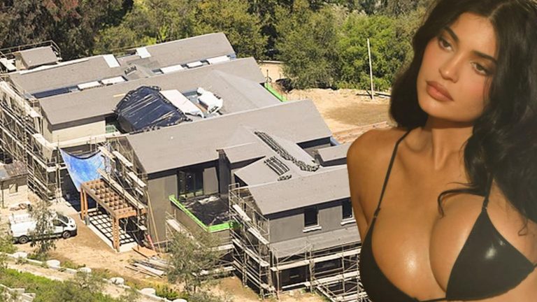 Kylie Jenner 15 milyon dolarlık malikane aldı! 6 yıldır taşınamıyor